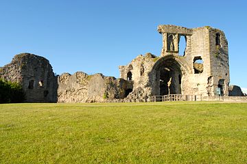 Denbigh_Castle_3